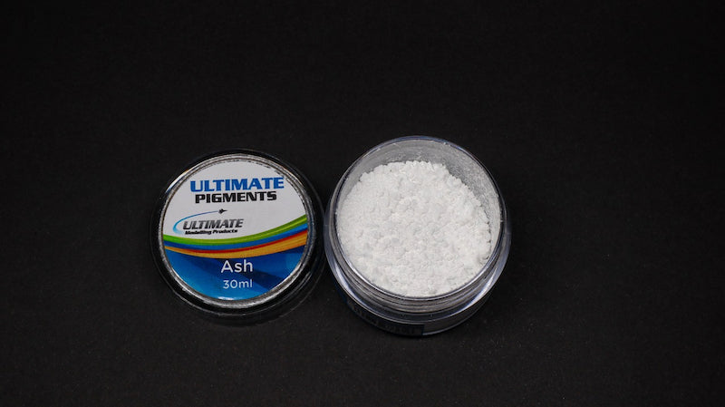 Ultimate Pigments - Half Set 2 - 5 colours (Rust, Light Rust, Ash, Moss, Black)