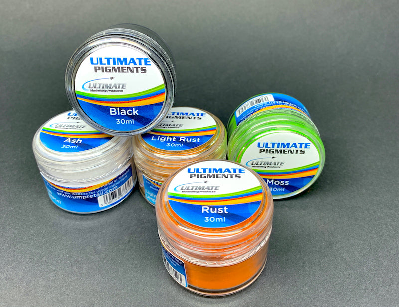 Ultimate Pigments - Half Set 2 - 5 colours (Rust, Light Rust, Ash, Moss, Black)